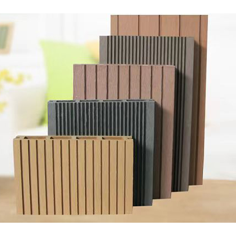Nieuwe populaire goede kwaliteit lage prijs WPC Engineered Flooring Outdoor Deckt Tiles Hout Plastic composiet tegel