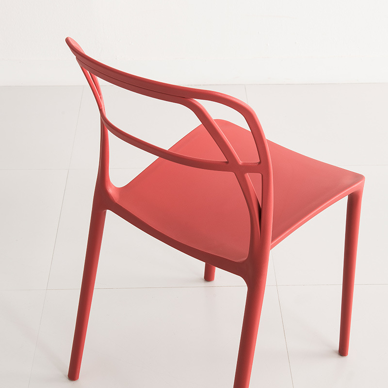 Modern design kleurrijke armloze vaste rugleuning buitenste lounge plastic eetkamerstoel